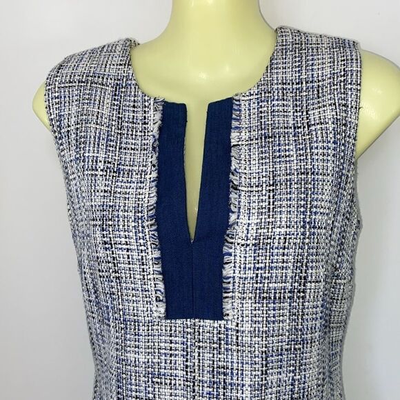 Karl Lagerfeld Paris Dress Sheath Blue/White Tweed NWOT Sz 4 - Picture 2 of 8